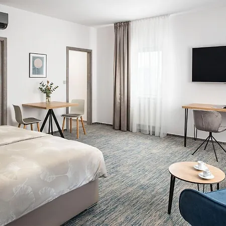 Osvit Aparthotel 4*