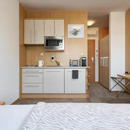 Osvit Aparthotel 4*