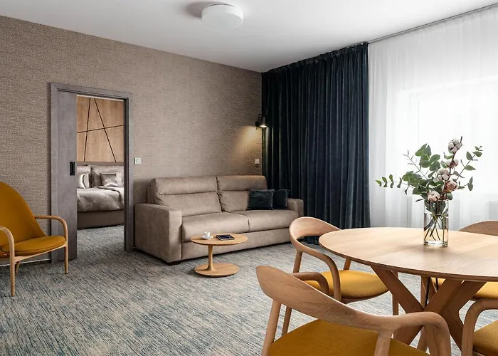 Aparthotel Osvit 4*