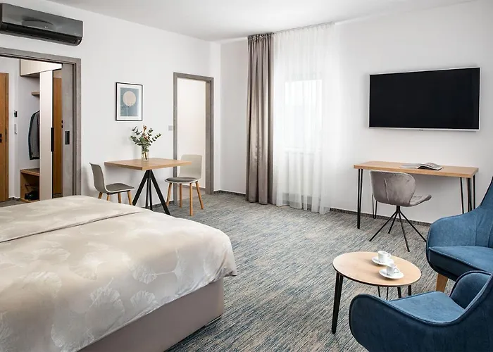Osvit Lägenhetshotell 4*